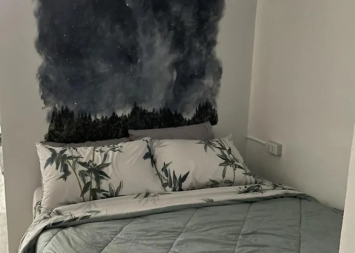 Camp O Your Cozy Escape In Alabang Apartamento