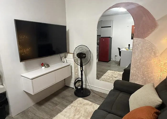 Camp O Your Cozy Escape In Alabang Apartamento